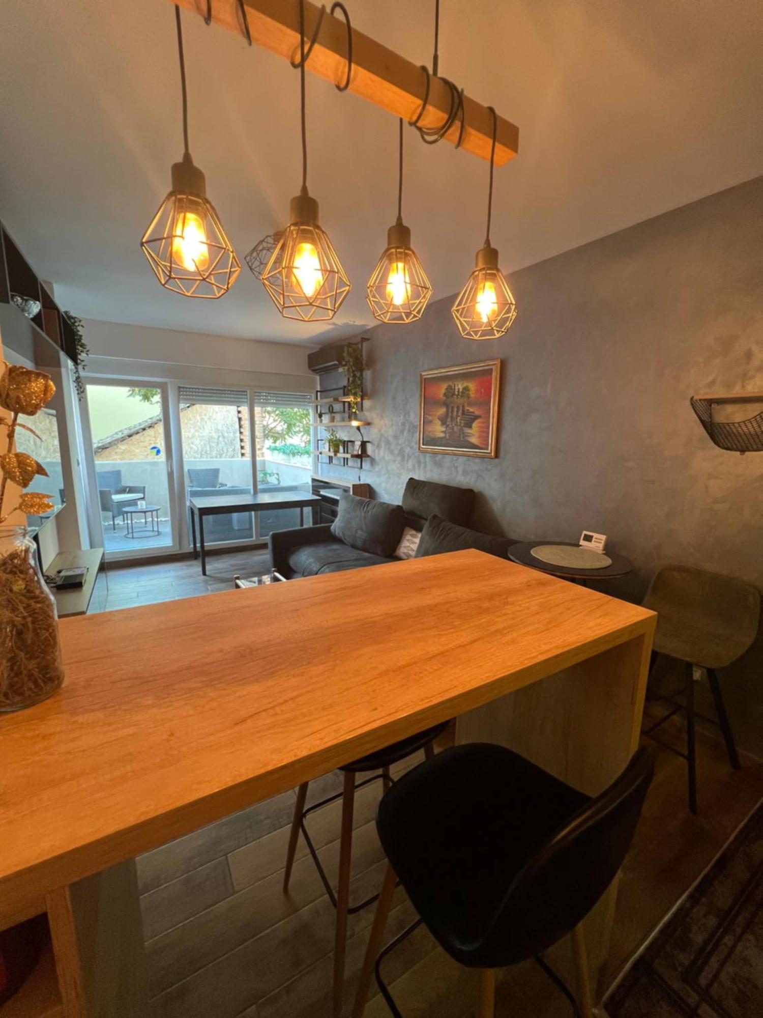 Lux Apartment A&M Netflix Beograd Bagian luar foto